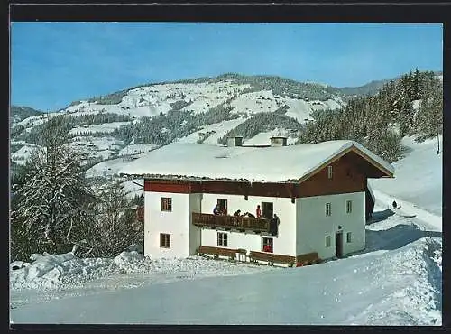 AK Wagrain /Kirchboden, Das Jugenderholungsheim Striedlgut im Schnee