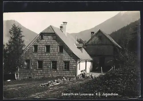 AK Lunz am See, Kinder vor dem Jugendheim Seereith am Lunzersee