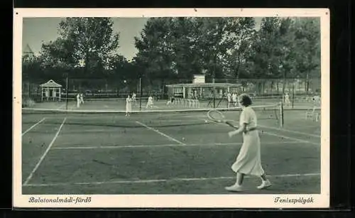 AK Frauen auf dem Tennisplatz