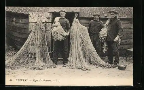 AK Fischer mit Netz bei der Vorbereitung