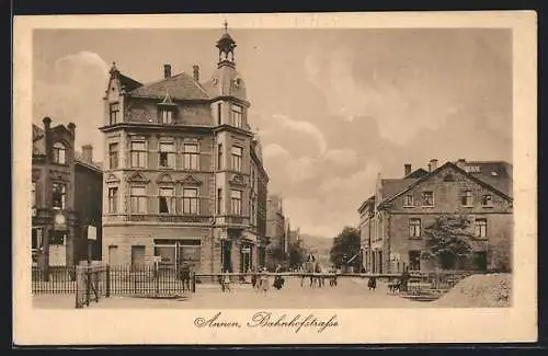 AK Annen / Witten, Bahnhofstrasse am Bahnübergang