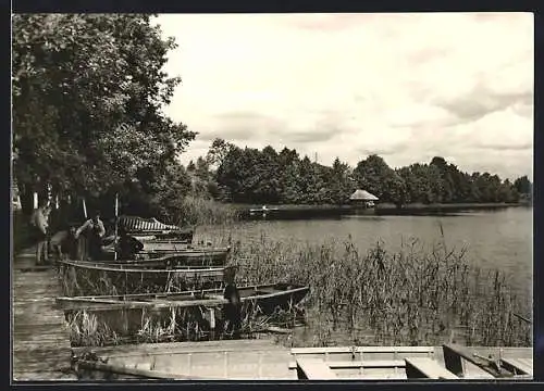 AK Kagar, Am grossen Zechliner See, Boote