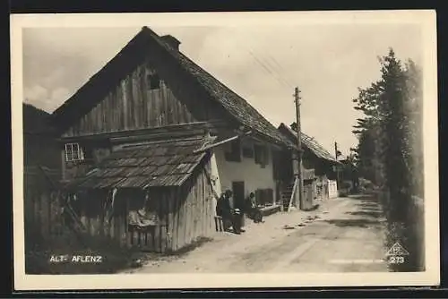 AK Alt-Aflenz, Strassenpartie an Gehöften