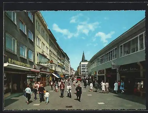 AK Kiel, Holstenstrasse mit Geschäft von W. Pfannkuch & Sohn