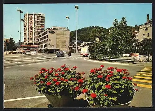 AK Baden, Partie am Stadtplatz mit Kreisverkehr