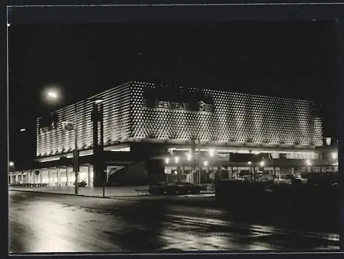 AK Suhl /Thür. Wald, Das Warenhaus Centrum