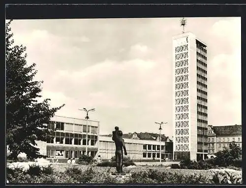 AK Neubrandenburg, Haus der Kultur und Bildung und Hochhaus am Karl-Marx-Platz