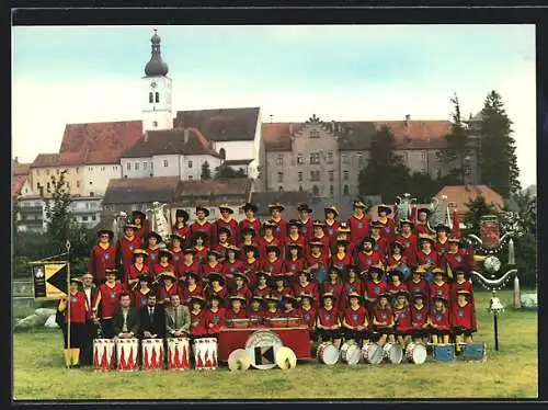 AK Neunburg v. W., Gruppenfoto des Kolping-Spielmannszuges