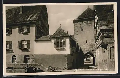 AK Horb a. N., Blick auf das Ihlinger Tor, Motorrad