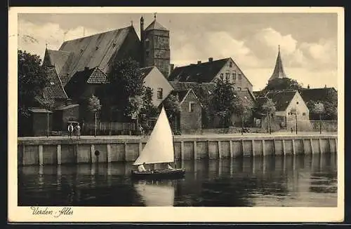 AK Verden / Aller, Wasserpartie mit Segelboot, Häuser und Kirche zur Uferseite
