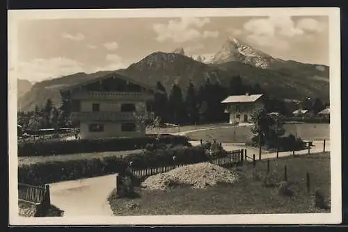 AK Strub b. Berchtesgaden, Ortsansicht mit Watzmann