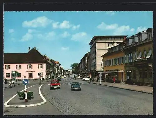 AK Kehl am Rhein, Hauptstrasse mit Ladengeschäften, VW Käfer