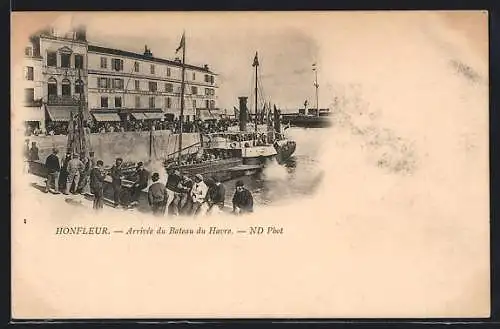 AK Honfleur, Arrivée du Bateau du Havre