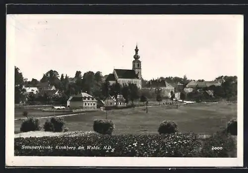 AK Kirchberg am Walde, Kirche mit Umgebung