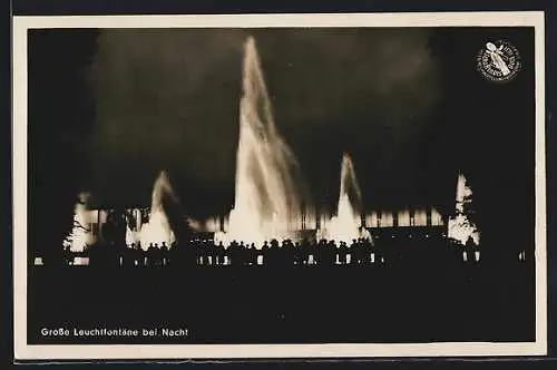 AK Düsseldorf, Ausstellung Schaffendes Volk 1937, Grosse Leuchtfontäne bei Nacht