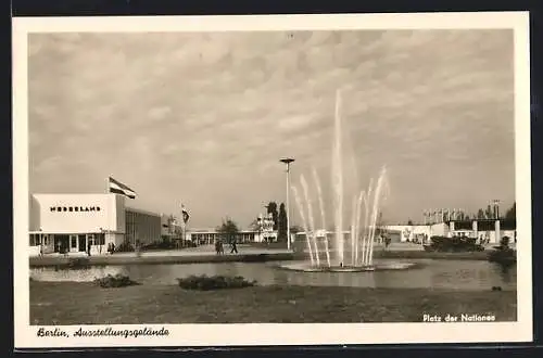 AK Berlin-Charlottenburg, Ausstellungsgelände, Springbrunnen am Platz der Nation mit Nederland-Pavillon