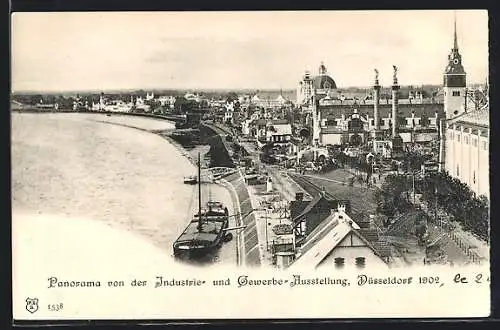 AK Düsseldorf, Industrie- u. Gewerbeausstellung 1902, Panoramablick mit Flusspartie und Boot