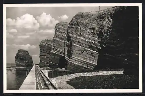 AK Helgoland, Westküste, Blick auf Felsenformation