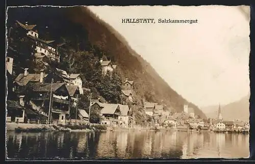 AK Hallstatt, Ortsansicht vom Wasser aus