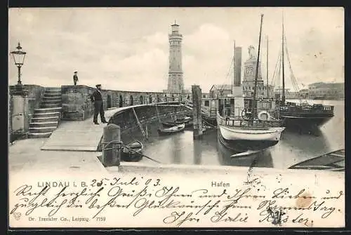 AK Lindau i. B., Schiffe an der Molde im Hafen, Blick zum Leuchtturm