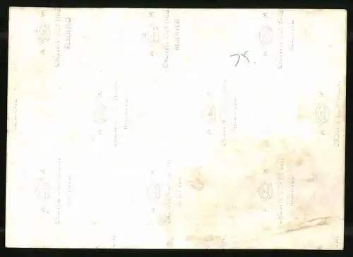 Fotografie Motorrad Speedway Rennmotorrad mit Rennfahrer Portrait