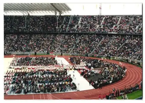 17 Fotografien unbekannter Fotograf, Ansicht Berlin-Westend, Papst Johannes Paul II. am 23 Juni 1996 im Olympiastadion