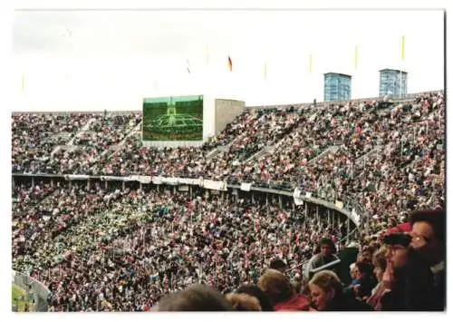 17 Fotografien unbekannter Fotograf, Ansicht Berlin-Westend, Papst Johannes Paul II. am 23 Juni 1996 im Olympiastadion