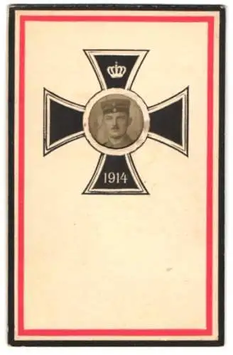 Foto-Collage-AK Junger Soldat in Uniform in der Mitte des Eisernen Kreuzes