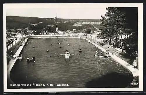 AK Piesting /N.-Oe., Belebte Szene im Waldbad