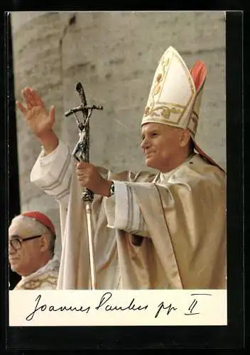 AK Papst Johannes Paul II. hebt segnend den Arm mit Ferula