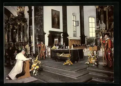 AK Sachseln, Papst Johannes Paul II. bei Bruder Klaus, Gebet beim Gottesdiens in der Pfarrkirche