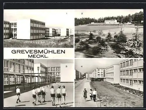 AK Grevesmühlen /Meckl., Oberschule Am Plaggensee, Sportplatz mit Kindern, Neubauten