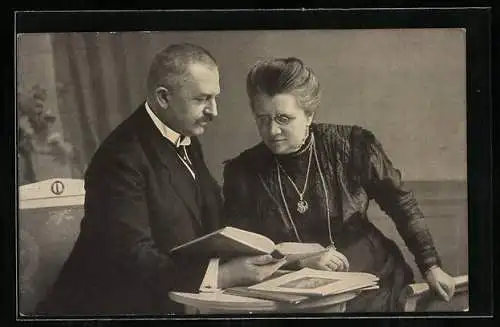 AK Freiherr Franz Karl von Guttenberg und Gemahlin Julia, rückseitig original Tinten-Autograph