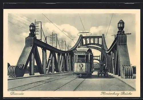 AK Diemitz / Halle, Hindenburg-Brücke mit Strassenbahn