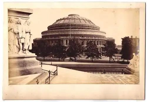 Fotografie G.W.W., Ansicht London, Albert Hall from Albert Memorial