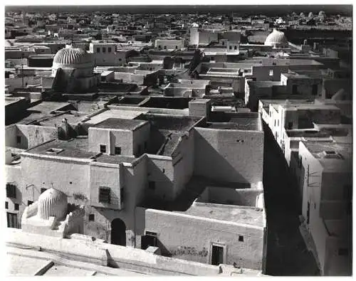 Fotografie unbekannter Fotograf, Ansicht Hammamet, Blick über die Dächer der Stadt