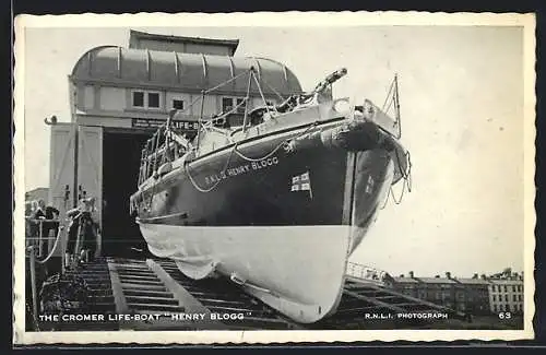 AK The Cromer Life-Boat Henry Blogg