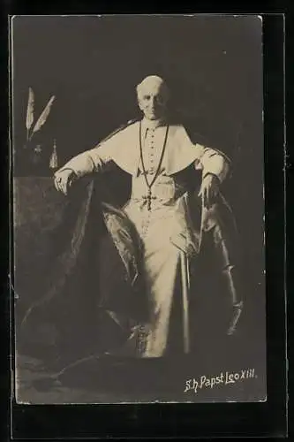 AK S. h. Papst Leo XIII. sitzt am Tisch