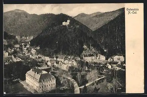 AK Gutenstein, Ortsansicht mit Blick auf Wälder und Burg