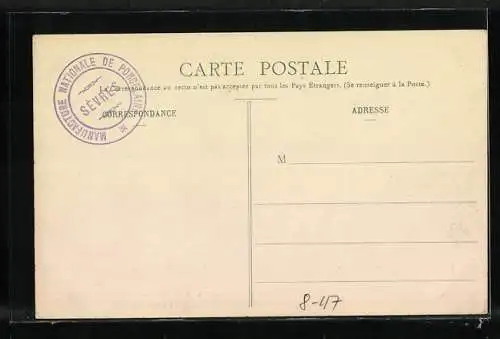 AK Sèvres, Manufacture, Un four en cuisson, Porzellan