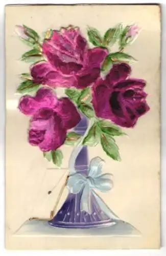 Stoff-Präge-AK Rosenstrauss mit Vase