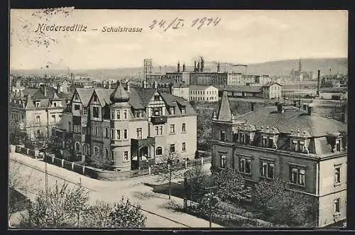 AK Dresden-Niedersedlitz, Schulstrasse und Teilansicht aus der Vogelschau