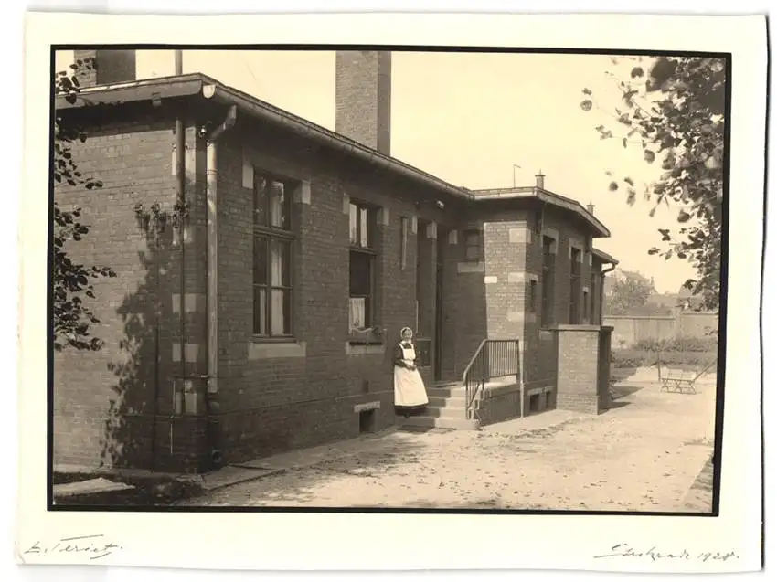 15 Fotografien unbekannter Fotograf, Ansicht Sterkrade, Johanniter Krankenhaus, Innen- & Aussenansichten, OP-Saal u.a. 1