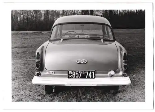 5 Fotografien Ford Autohändler Otto Hausmann, Passau, Auto Ford Taunus Weltkugel in verschiedenen Ansichten