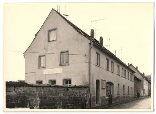 Fotografie J. Schröer, Kranichfeld, Ansicht Kranichfeld / Ilm, Geschäftshaus mit Ladengeschäft