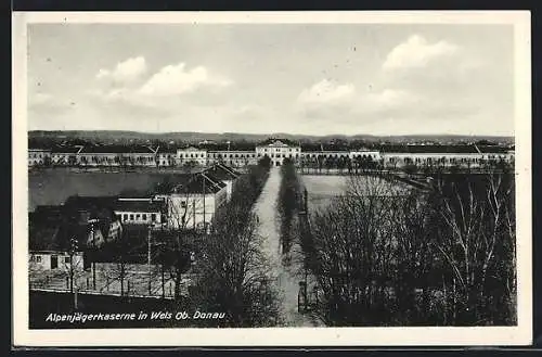 AK Wels, Alpenjägerkaserne aus der Vogelschau