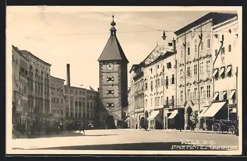 AK Wels, Stadtplatz und Lederertor