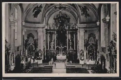 AK Thalgau, Dekanats-Pfarrkirche Thalgau, Innenansicht mit Blick zum Altar