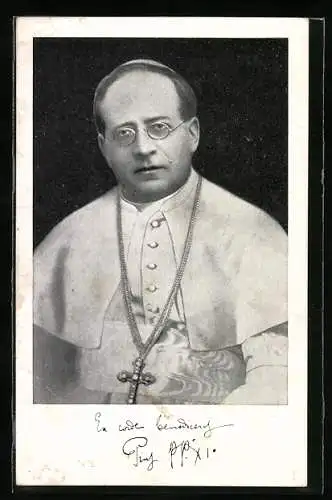 AK Papst Pius XI. mit Pileolus und Brustkreuz