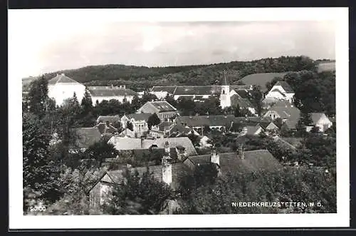 AK Kreuzstetten, Niederkreuzstetten mit Kirche